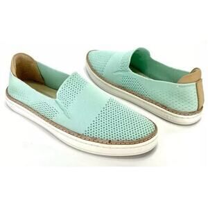 UGG‎ Sammy Knit Slip-On Stretch Sneaker Flats Mint Size 11 Beachy Coastal Casual